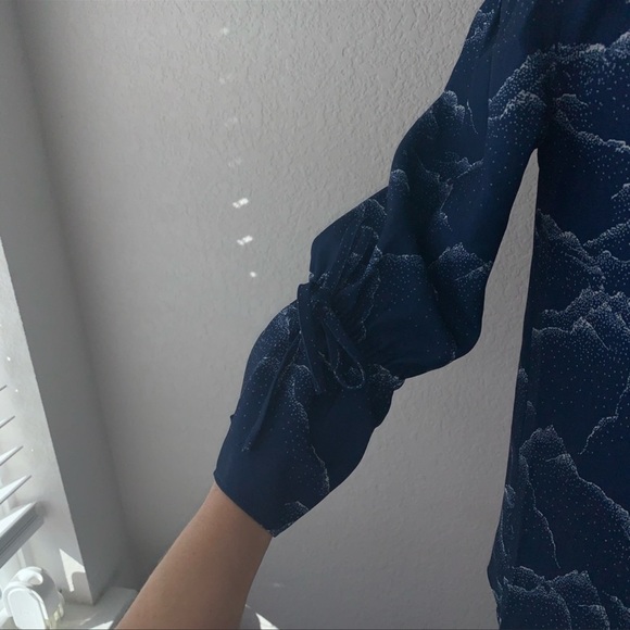 Cooper & Ella off the shoulder blue with white mountain print blouse size XS - Picture 6 of 7